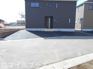 【駐車場】 | 矢吹町八幡町新築一戸建て3棟 | 車をお持ちの方に嬉しい駐車場付きの物件です