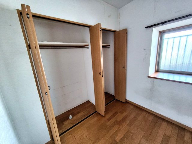 フォレストコート西条の和室