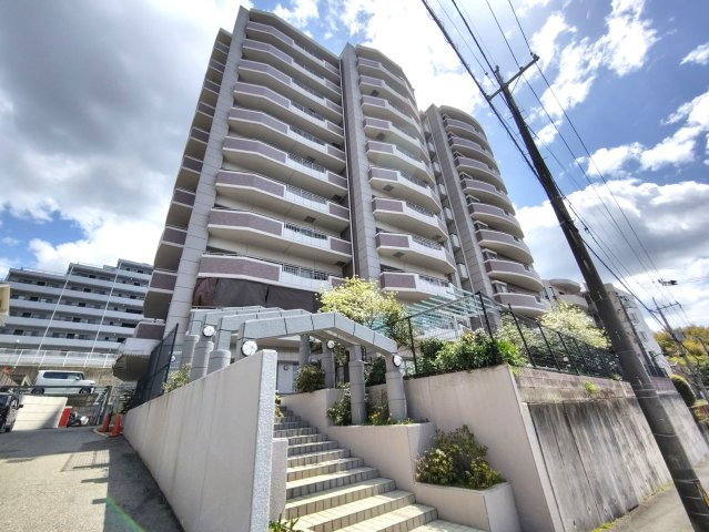 フォレストコート西条の外観