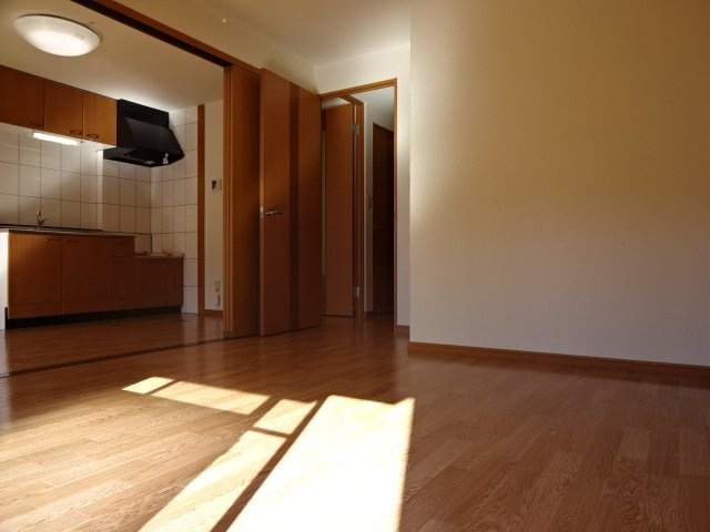 グリーングランデⅡの居間・リビング|ダイニング