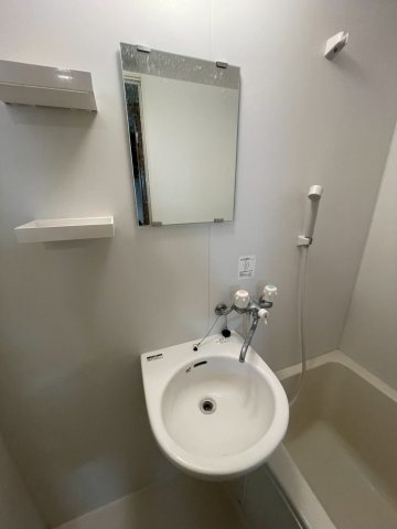 【洗面所】