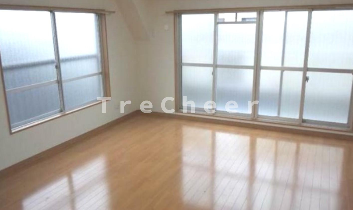 田中ビルの居間・リビング