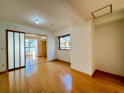 【居間・リビング】 | アスティオス東日本橋 | ゆったりとしたリビングです