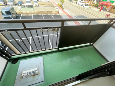 【バルコニー】 | マンションセレーネ | 暖かな日差しのふりそそぐバルコニー