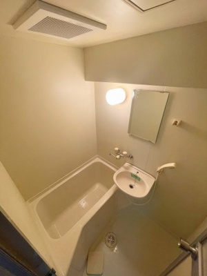 【浴室】 | マンションセレーネ | お風呂で日々の疲れを落としましょう