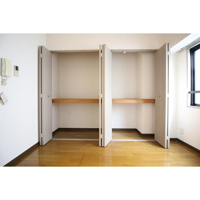 プレール市ヶ谷納戸町の寝室