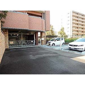 ベルファース緑地公園の駐車場