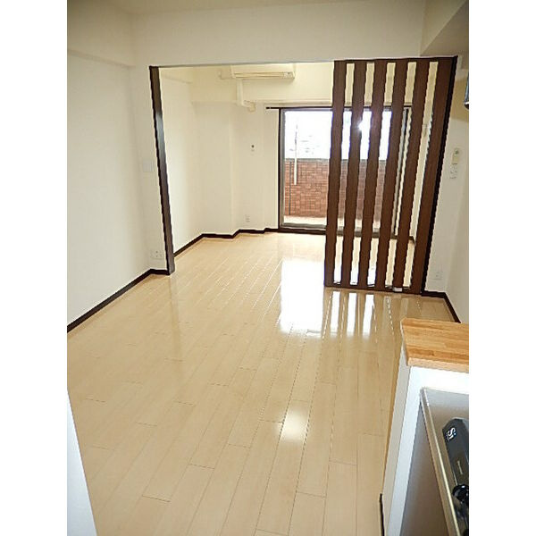 ベルファース緑地公園の居間・リビング