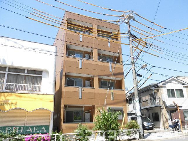 Ｇｌａｎｚ　Ｃｏｕｒｔ