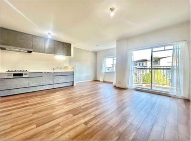 かしの木台ハイツ6号棟【仲介手数料無料】の居間・リビング