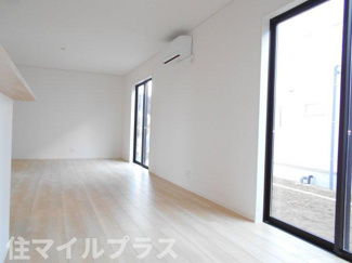 【居間・リビング】 | 二本松市油井新築一戸建て12棟 | ゆったりとしたリビングです