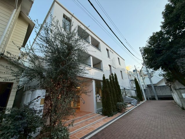 ラナイグレース北青山　201の外観