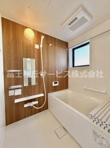 【浴室】 | 豊橋市向草間町字向西 中古戸建て | 日々の暮らしに欠かせないお風呂です