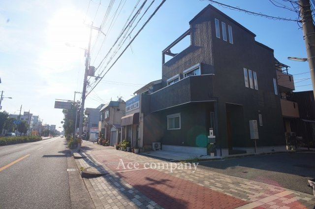 【前面道路含む現地写真】 | 平野区西脇1丁目 | 【南側前面道路：幅員25ｍ！歩道付きです♪】