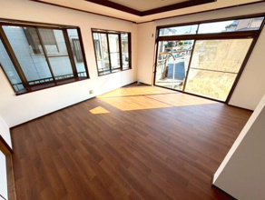 【居間・リビング】