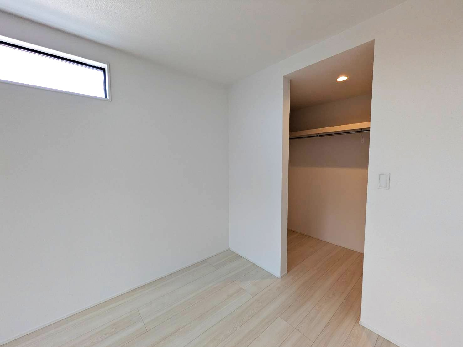 岡山市南区藤田7期①号棟グラファーレの収納|◆2階西洋室7.25帖に収納に便利なウォークインクロゼットが備わっています。