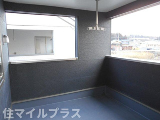 【バルコニー】 | 二本松市油井新築一戸建て12棟 | 外からの目が気にならないバルコニーで洗濯物が干せます