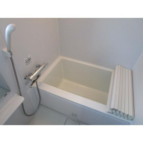 メゾン南大塚(南大塚2丁目)の浴室