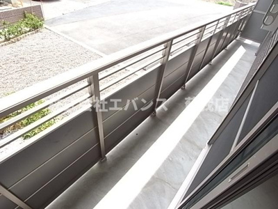 【バルコニー】 | グレンディールＤ | 開放的で明るい空間を演出してくれるバルコニーです