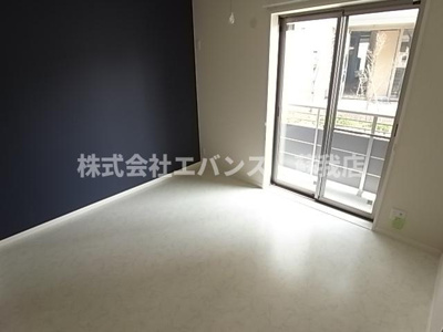 【居間・リビング】 | グレンディールＤ | ゆったりとしたリビングです