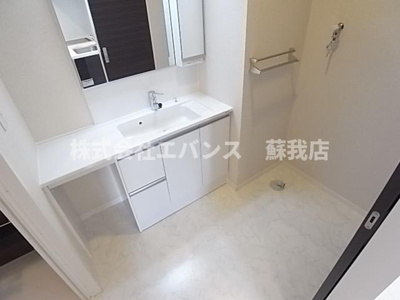 【洗面所】 | グレンディールＤ | コンパクトで使いやすい洗面所