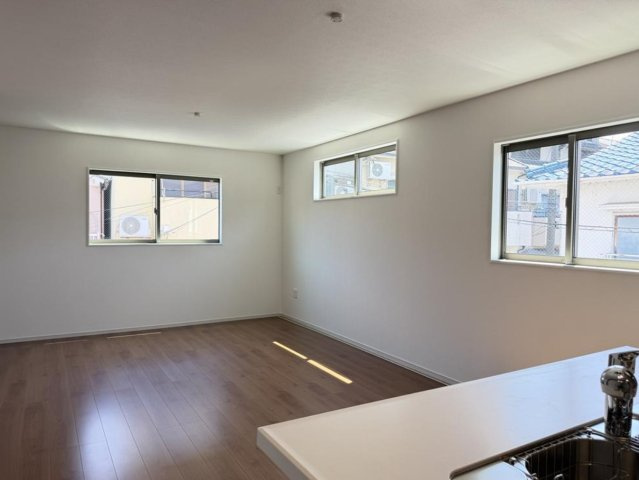 【居間・リビング】 | 山科区四ノ宮垣ノ内町　新築戸建