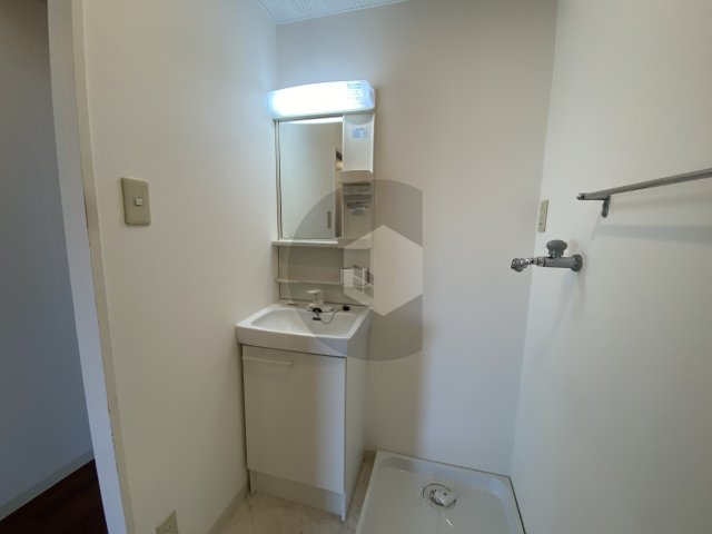 カレントスクエアの独立洗面台