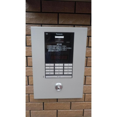 【エントランス】 | アシステンツァ駒沢公園