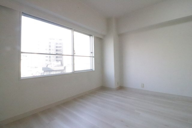 【洋室】 | メガロコープ福島