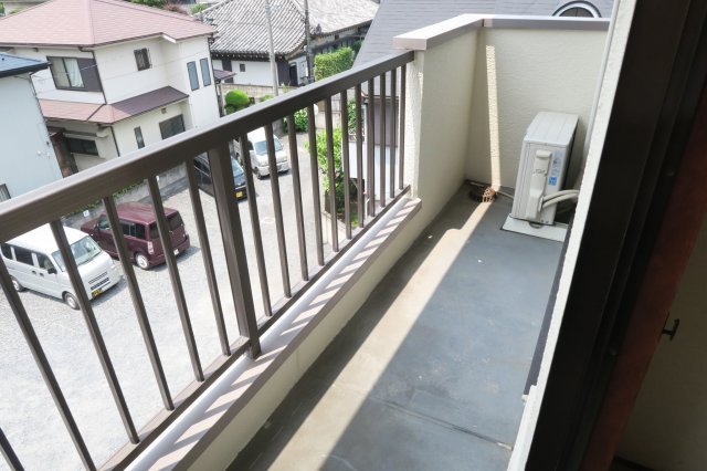 メゾン・アキバのバルコニー|別室参考写真です。