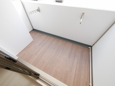 【バルコニー】 | エステムコート中之島GATEⅡ | お洗濯にも便利なバルコニー付き