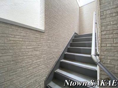 【ロビー】 | ハーモニーテラス大杉町Ⅱ | 落ち着いたロビーです