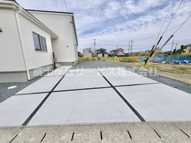 【駐車場】 | 湖西市新居町新居 16期 新築一戸建て 2号棟  | 駐車場があります