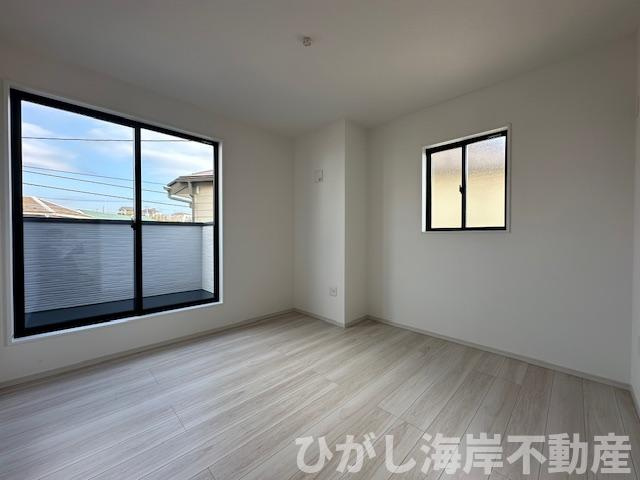 藤沢市片瀬４丁目　新築戸建　全２棟の寝室|6.3帖　洋室