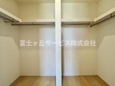 【収納】 | 磐田市豊浜中野 3期 新築一戸建て 1号棟 | ウォークインクローゼットです