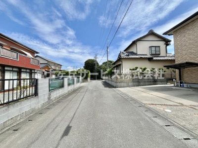 【前面道路含む現地写真】 | 磐田市豊浜中野 3期 新築一戸建て 1号棟 | 前面道路です