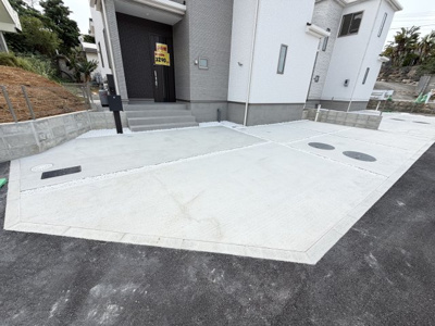 【駐車場】 | うるま市栄野比（全4棟）ラストD号棟 | D号棟　並列駐車3台可♪