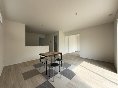 【洋室】 | うるま市栄野比（全4棟）D号棟 | ※同仕様写真です