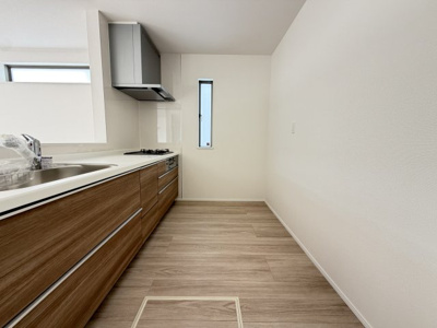 【キッチン】 | うるま市栄野比（全4棟）ラストD号棟 | D号棟　使いやすいシステムキッチン♪