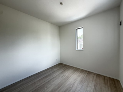 【洋室】 | うるま市栄野比（全4棟）D号棟 | ※同仕様写真です