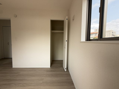 【収納】 | うるま市栄野比（全4棟）ラストD号棟 | D号棟　洋室5.25帖＋CL付き♪