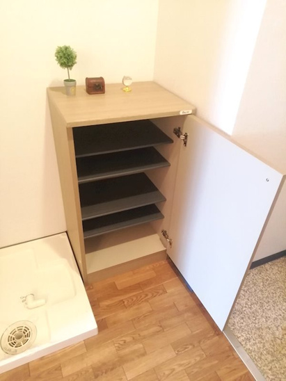 シューズボックス 