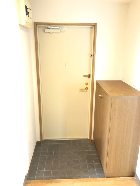 アルヴェール１７の玄関