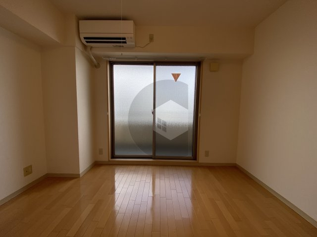 セレブ布施東の内装