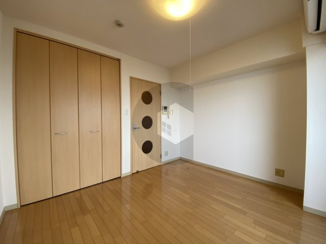 セレブ布施東の居間・リビング