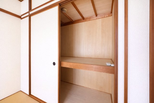 志木北野の収納|使い勝手にこだわった収納設計は、必要なものがすぐ手に取れる工夫が随所に施されており、忙しい毎日の家事をより快適でスムーズに進められる空間となっています。生活動線を考えた配置でストレスフリーな暮らしを。