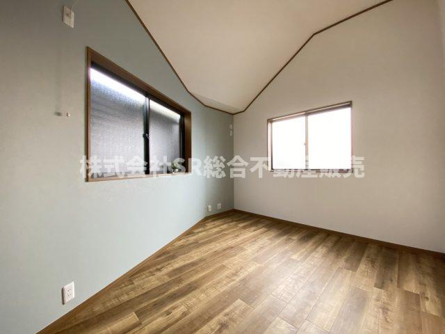 東石切町4丁目中古戸建の子供部屋|全室2面採光で明るいお部屋です♪子供部屋にいかがでしょうか
