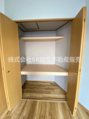 東石切町4丁目中古戸建の収納|たっぷりとした収納スペースです