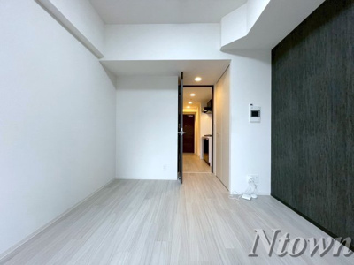 【居間・リビング】 | ディアレイシャス名古屋太閤通 | こちらのリビングで趣味の時間をお楽しみください