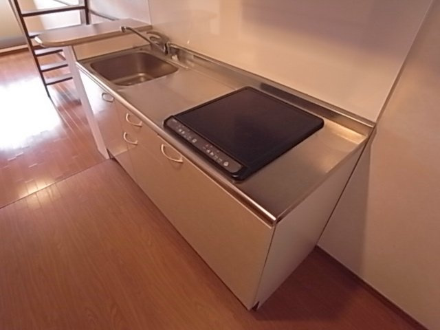 グランドオークＫＯＢＥ北野のキッチン